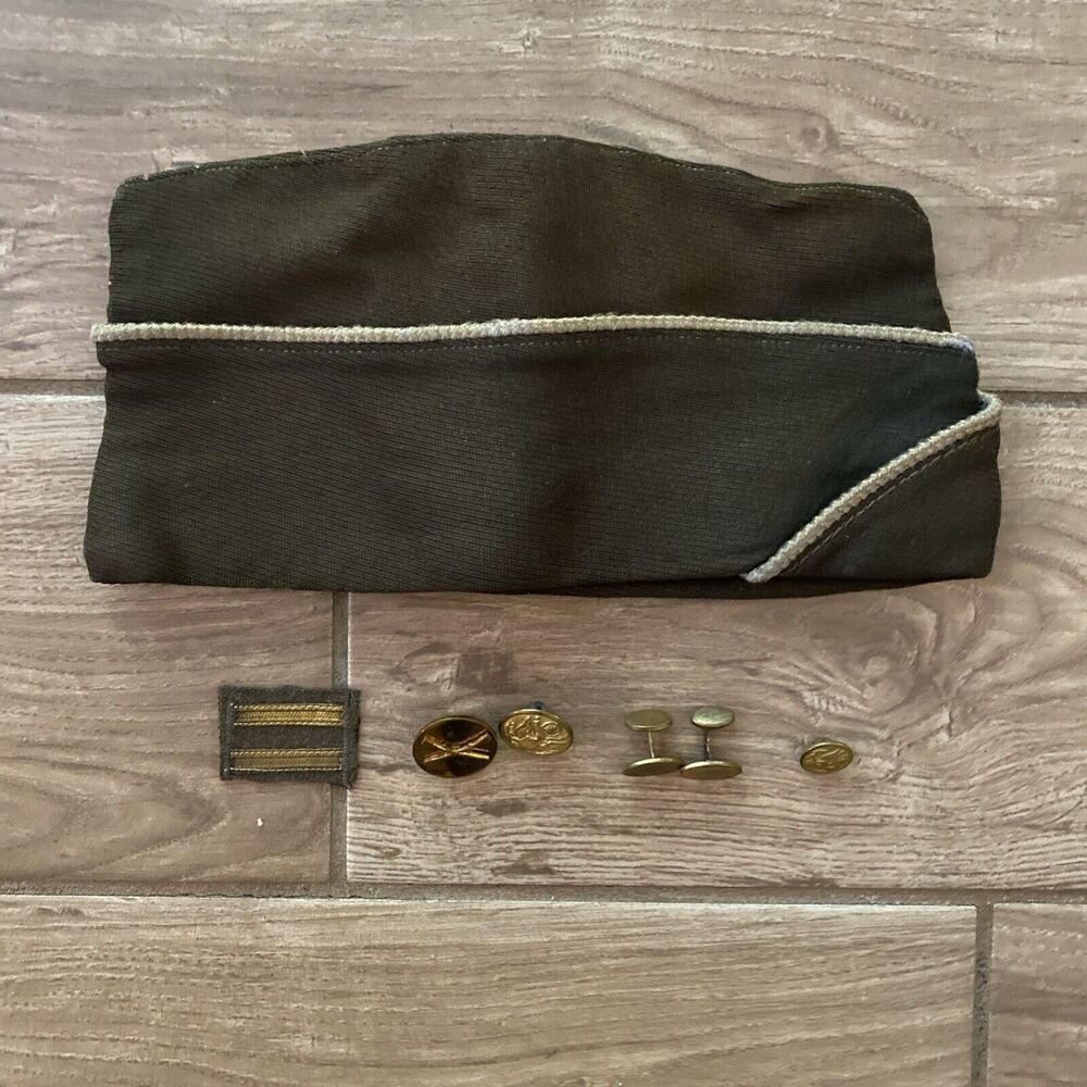 Vintage US Army Wool Green Garrison Cap Green & Buttons, Pins Accessories